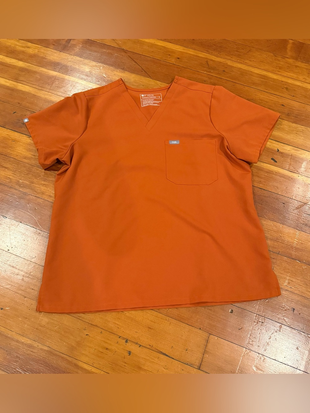 ⚡️FIGS Catarina One-Pocket Scrub Top - Tangerine Orange size XL